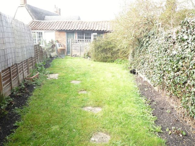  Image of 2 Bedroom Terraced for sale at High Street Denford Denford, NN14 4EQ