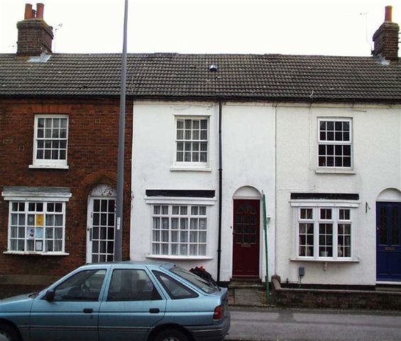  Image of 2 Bedroom Property to rent at High Street Toddington Toddington, LU5 6BX