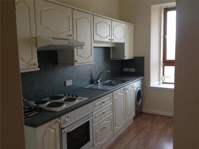  Image of 2 Bedroom Flat to rent at Law Dundee Dundee, DD3 6QP