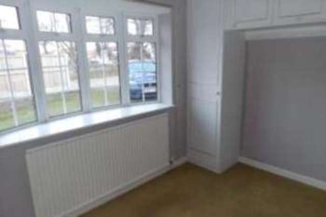  Image of 4 Bedroom Bungalow for sale at Hoveton Norwich Hoveton, NR12 8DY