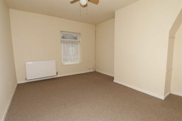  Image of 2 Bedroom Terraced for sale at Macclesfield Cheshire Macclesfield, SK11 8BW