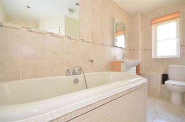  Image of 3 Bedroom Detached for sale at Redhill Surrey Redhill, RH1 6FF