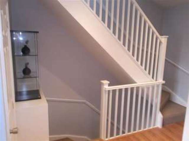  Image of 2 Bedroom Detached for sale at Reigate Surrey Reigate, RH2 7JP