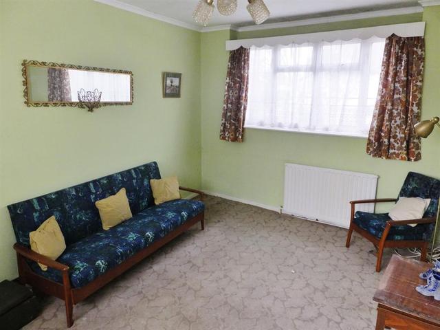  Image of 4 Bedroom End of Terrace for sale at Hackbridge Surrey Beddington, SM6 7BB