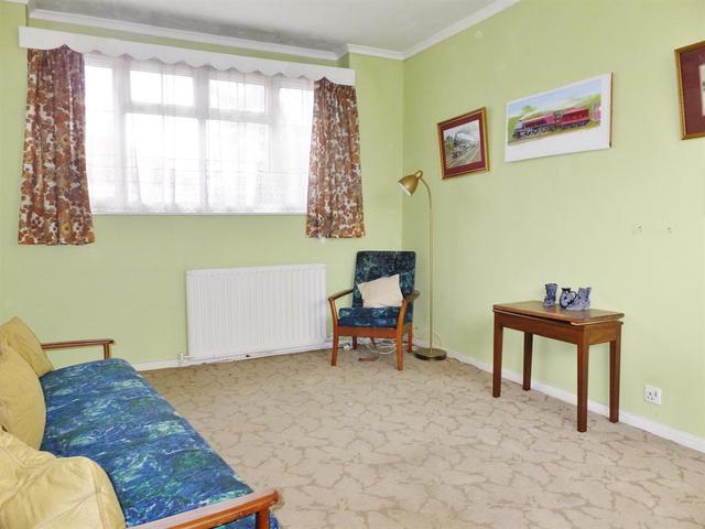  Image of 4 Bedroom End of Terrace for sale at Hackbridge Surrey Beddington, SM6 7BB