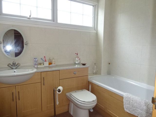  Image of 4 Bedroom Semi-Detached for sale at Lobelia Close  Kidderminster, DY11 5HX