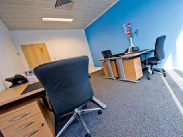  Image of Detached to rent at London Road  Barking, IG11 8BB