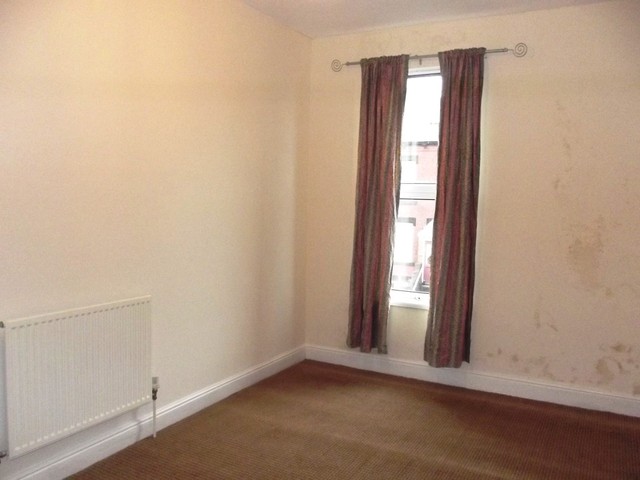  Image of 1 Bedroom Terraced to rent at Longroyd Street Beeston Leeds, LS11 5EP