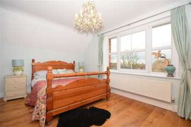  Image of 4 Bedroom End of Terrace for sale at Lydd Romney Marsh Lydd, TN29 9DJ