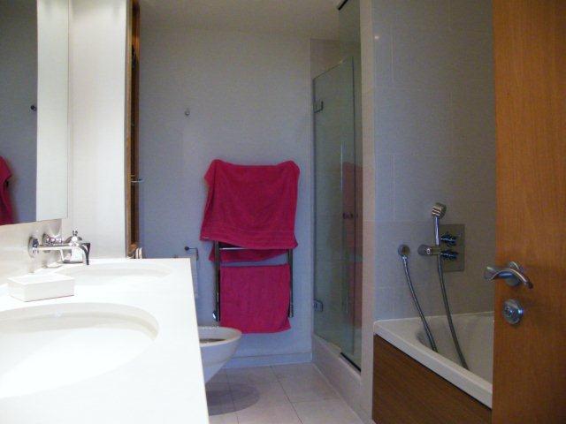  Image of 2 Bedroom Flat to rent at Docklands  London, E14 4ED