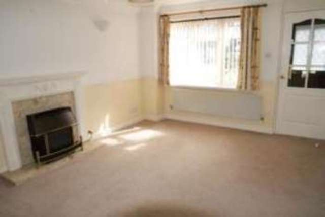  Image of 2 Bedroom Bungalow for sale at Padstow Cornwall Padstow, PL28 8BQ