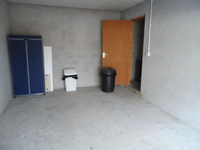  Image of 2 Bedroom Flat to rent at Parc Pencrug  Llandeilo, SA19 6RZ