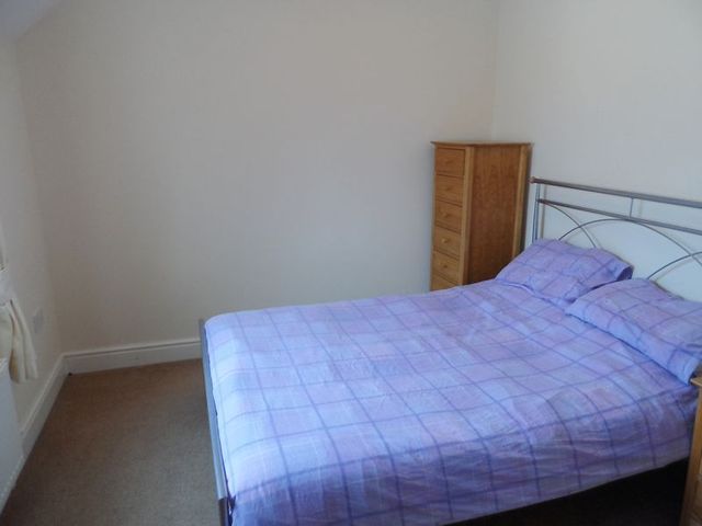  Image of 2 Bedroom Flat to rent at Parc Pencrug  Llandeilo, SA19 6RZ