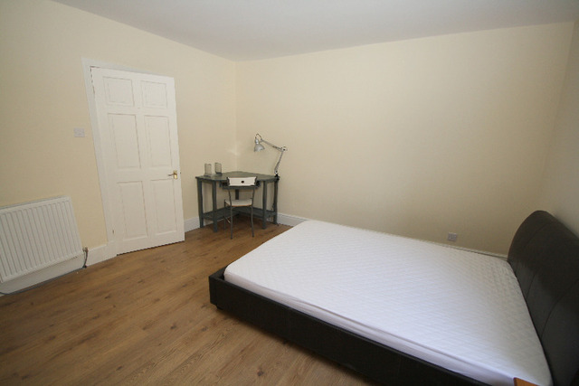  Image of 2 Bedroom Flat to rent at West End Dundee Dundee, DD1 5LT