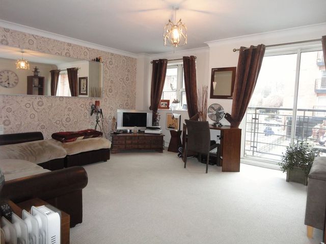  Image of 1 Bedroom Flat to rent at Edward Street  Birmingham, B1 2EL