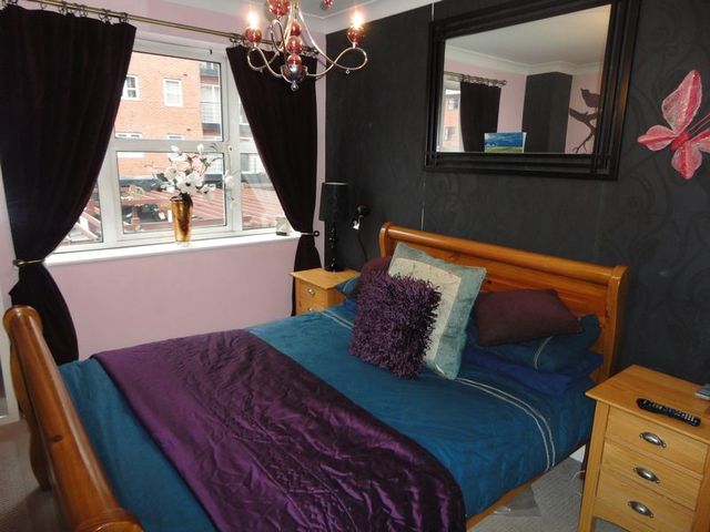  Image of 1 Bedroom Flat to rent at Edward Street  Birmingham, B1 2EL