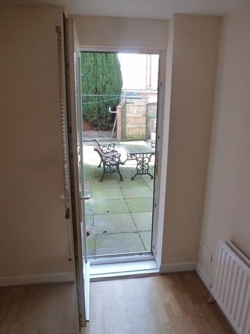 Image of 2 Bedroom Flat to rent at Relton Avenue Array Byker, NE6 2TH