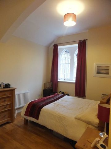  Image of 2 Bedroom Flat to rent at Sarno Square  Abergavenny, NP7 5JT