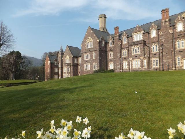  Image of 2 Bedroom Flat to rent at Sarno Square  Abergavenny, NP7 5JT