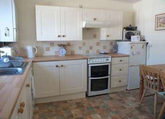  Image of 3 Bedroom Flat for sale at Major Terrace  Seaton, EX12 2RF