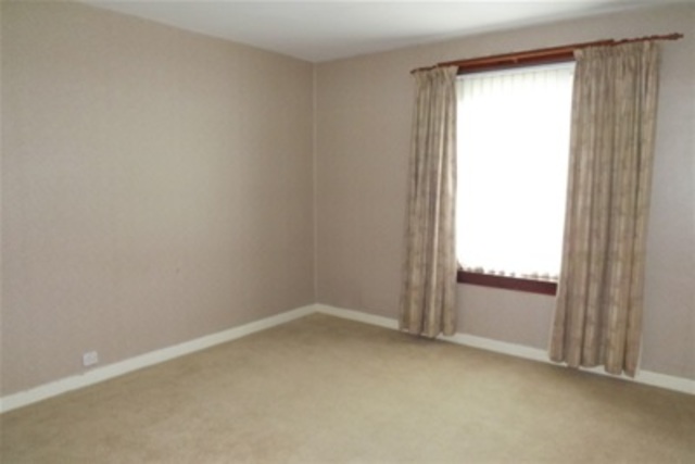  Image of 1 Bedroom Flat to rent at Gourock Inverclyde Inverclyde, PA19 1UL