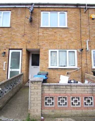  Image of 2 Bedroom Terraced for sale at Lower Edmonton N9 London, N9 0RY