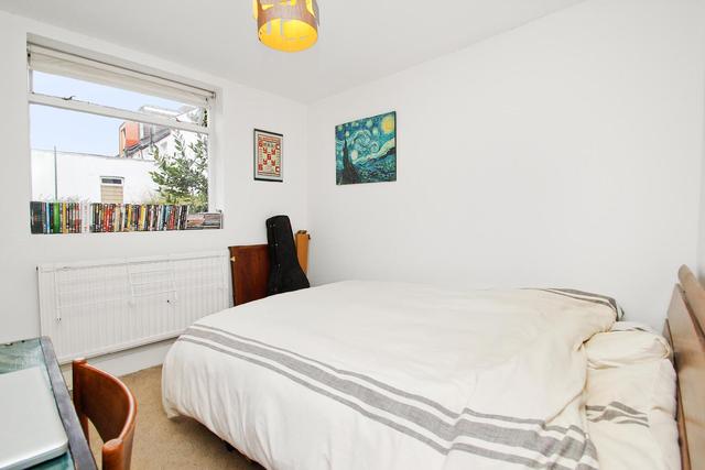  Image of 3 Bedroom Terraced to rent at Stroud Green  Stroud Green, N4 3QE