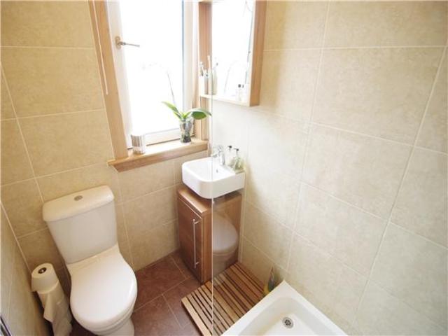  Image of 1 Bedroom Flat to rent at Stenhouse Edinburgh Edinburgh, EH11 3EN