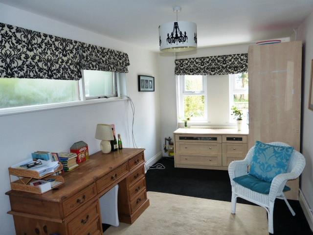  Image of 4 Bedroom Detached for sale at Stoneleigh Narberth Narberth, SA67 7DT