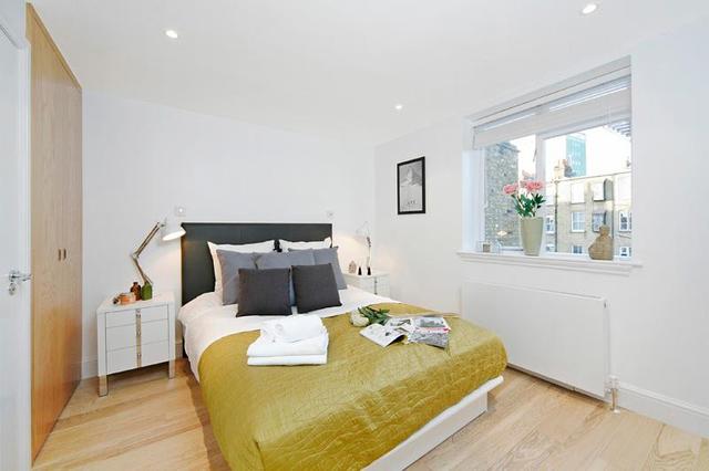  Image of 2 Bedroom Apartment to rent at Kensington  London, W8 4RZ
