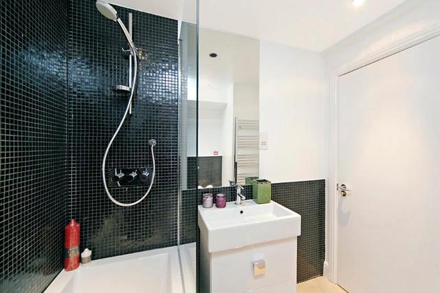  Image of 2 Bedroom Apartment to rent at Kensington  London, W8 4RZ
