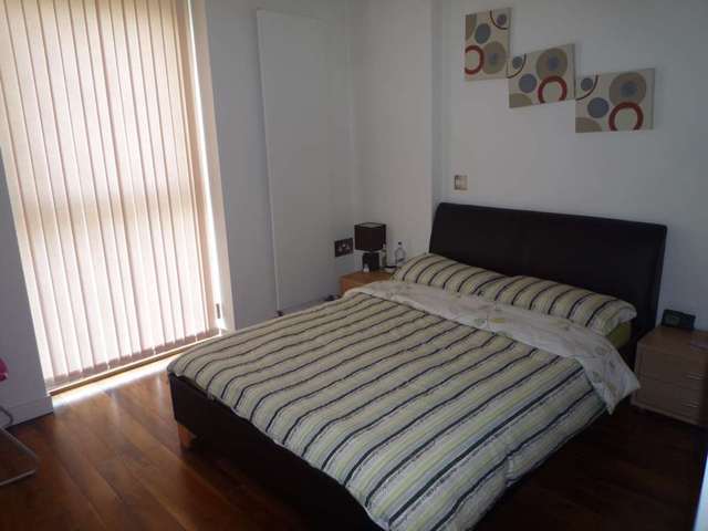  Image of 2 Bedroom Apartment for sale at Clowes Street  Manchester, M3 5NG