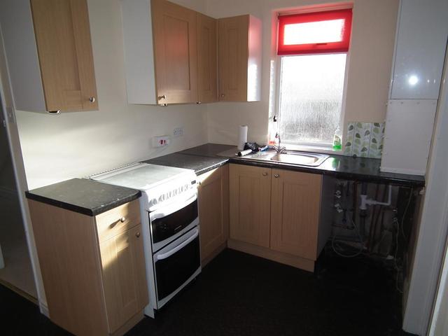  Image of 3 Bedroom Semi-Detached for sale at Yeadon Leeds Yeadon, LS19 7RX