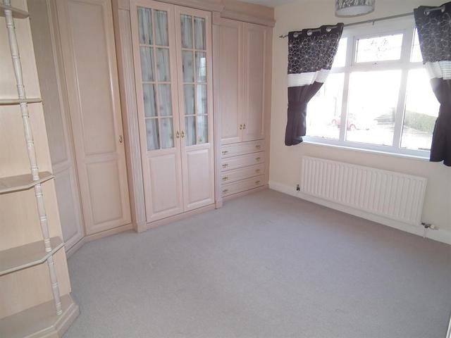  Image of 3 Bedroom Semi-Detached for sale at Yeadon Leeds Yeadon, LS19 7RX