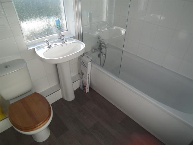  Image of 3 Bedroom Semi-Detached for sale at Yeadon Leeds Yeadon, LS19 7RX