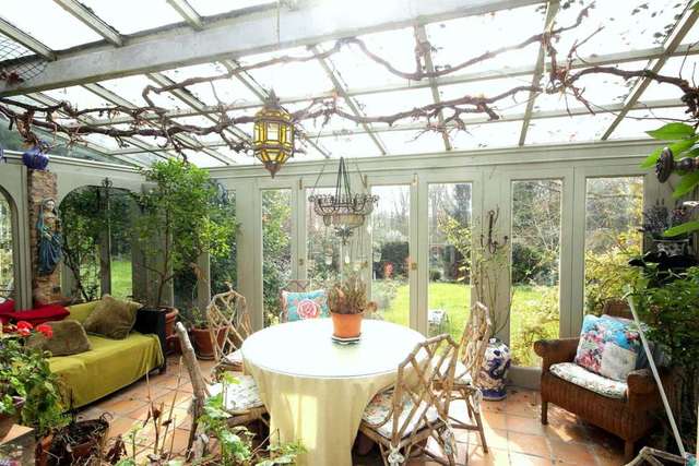  Image of 4 Bedroom Detached for sale at The Leas Longdean Park Hemel Hempstead, HP3 8BP