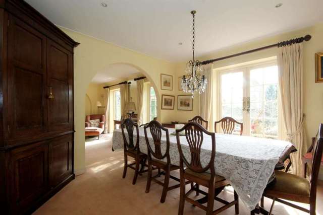  Image of 4 Bedroom Detached for sale at The Leas Longdean Park Hemel Hempstead, HP3 8BP