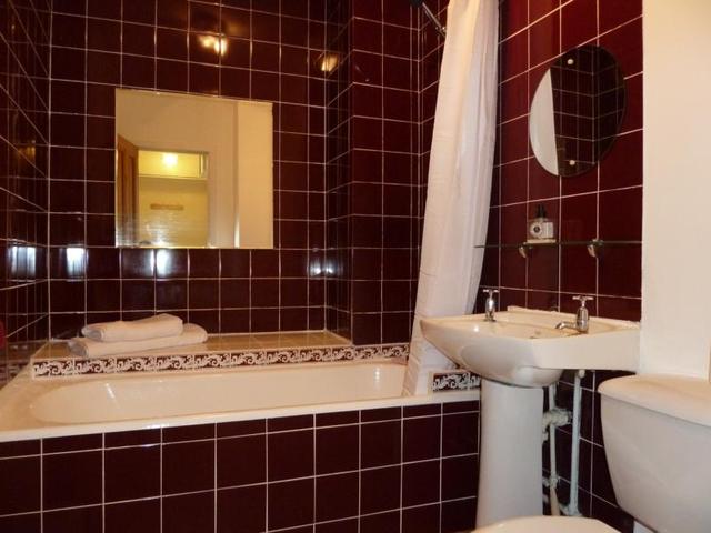  Image of 1 Bedroom Flat to rent at West End Aberdeen Aberdeen, AB10 6SX