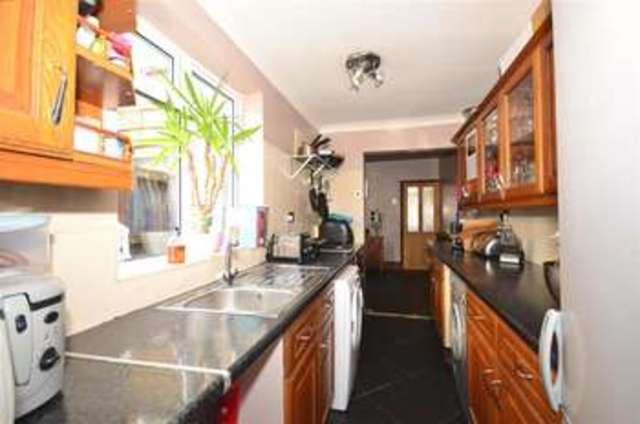  Image of 3 Bedroom Terraced for sale at Chatham Kent Chatham, ME4 5EU