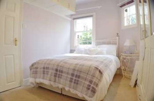  Image of 1 Bedroom Bungalow for sale at 8 Carlisle Road  Eastbourne, BN20 7EJ