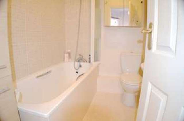  Image of 1 Bedroom Bungalow for sale at 8 Carlisle Road  Eastbourne, BN20 7EJ