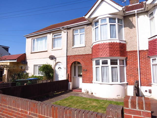  Image of 3 Bedroom Terraced for sale at White Hart Lane Portchester Fareham, PO16 9AN