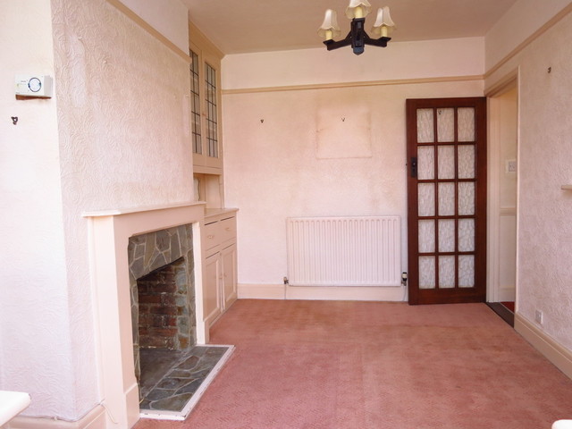  Image of 3 Bedroom Terraced for sale at White Hart Lane Portchester Fareham, PO16 9AN