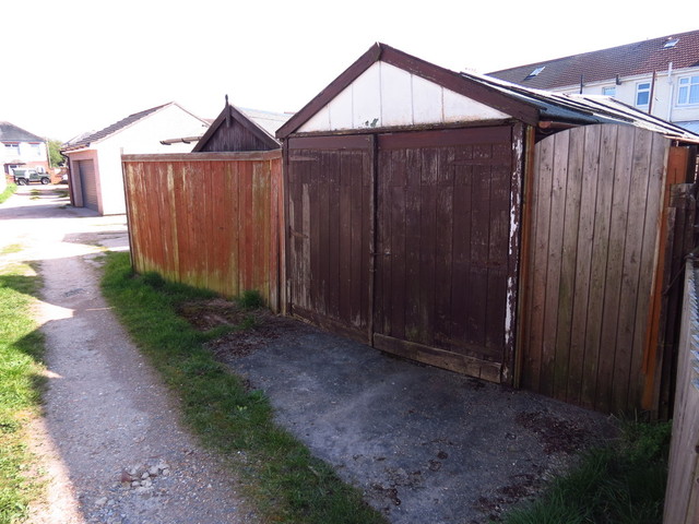  Image of 3 Bedroom Terraced for sale at White Hart Lane Portchester Fareham, PO16 9AN