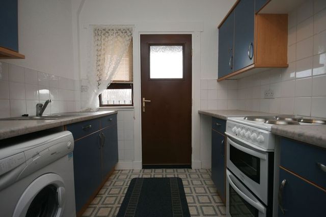  Image of 2 Bedroom Flat for sale at Auldhill Crescent Bridgend Linlithgow, EH49 6NX