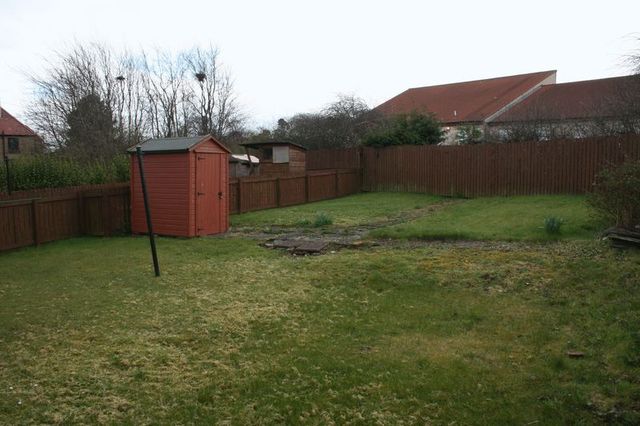  Image of 2 Bedroom Flat for sale at Auldhill Crescent Bridgend Linlithgow, EH49 6NX