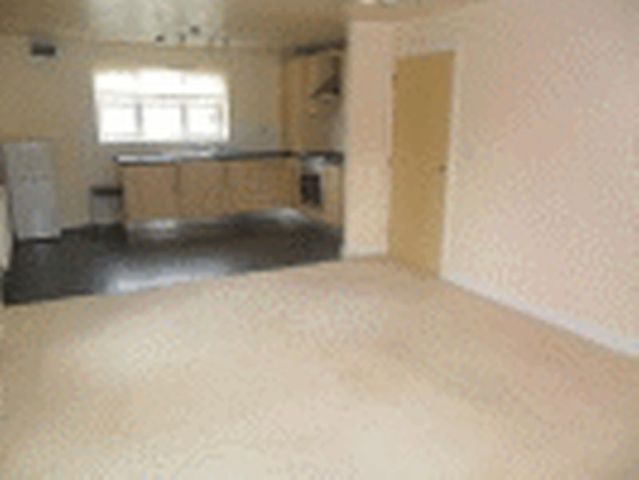  Image of 2 Bedroom Flat to rent at Enterprise Drive  Sutton Coldfield, B74 2BL