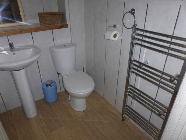 Image of 4 Bedroom Semi-Detached for sale at Torphichen Avenue Mid Calder Livingston, EH53 0LA