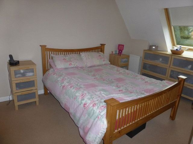  Image of 4 Bedroom Semi-Detached for sale at Torphichen Avenue Mid Calder Livingston, EH53 0LA