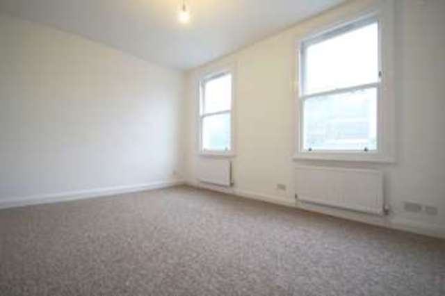  Image of 1 Bedroom Flat for sale at York Way  London, N7 9QF